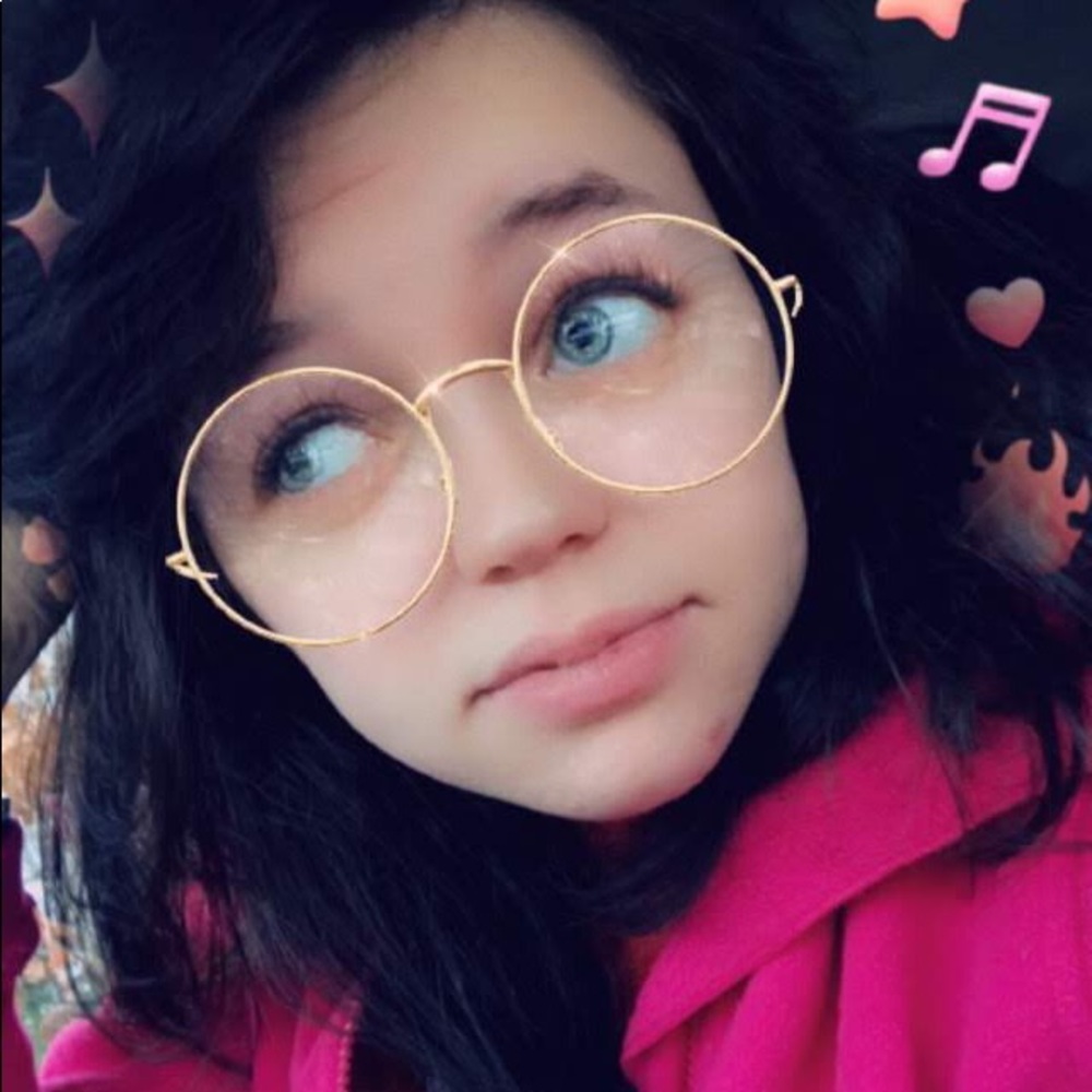 Meet your Posher, Sheila